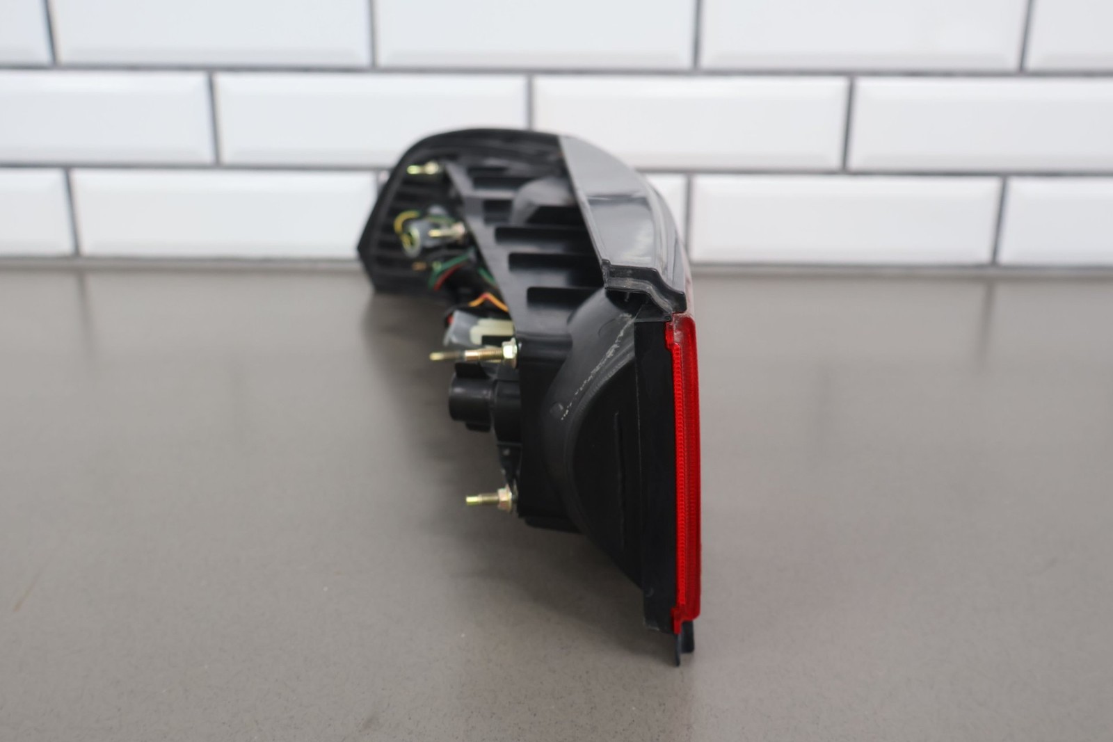 Aston Martin Vantage 2002 Right Tail light