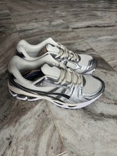 ASICS Gel Uomo Kayano 14 Crema/Bianco/Nero Prugna Metallizzata, Taglia 9 UK