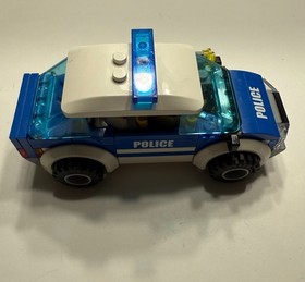 LEGO CITY: Police ATV (60006) & Patrol Car (4436) Missing Box for Patrol Car.