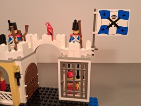 Lego Pirates Imperial Soldiers 6267 Lagoon Lock-Up Set: 100% Comp w/Inst/Box/Cat