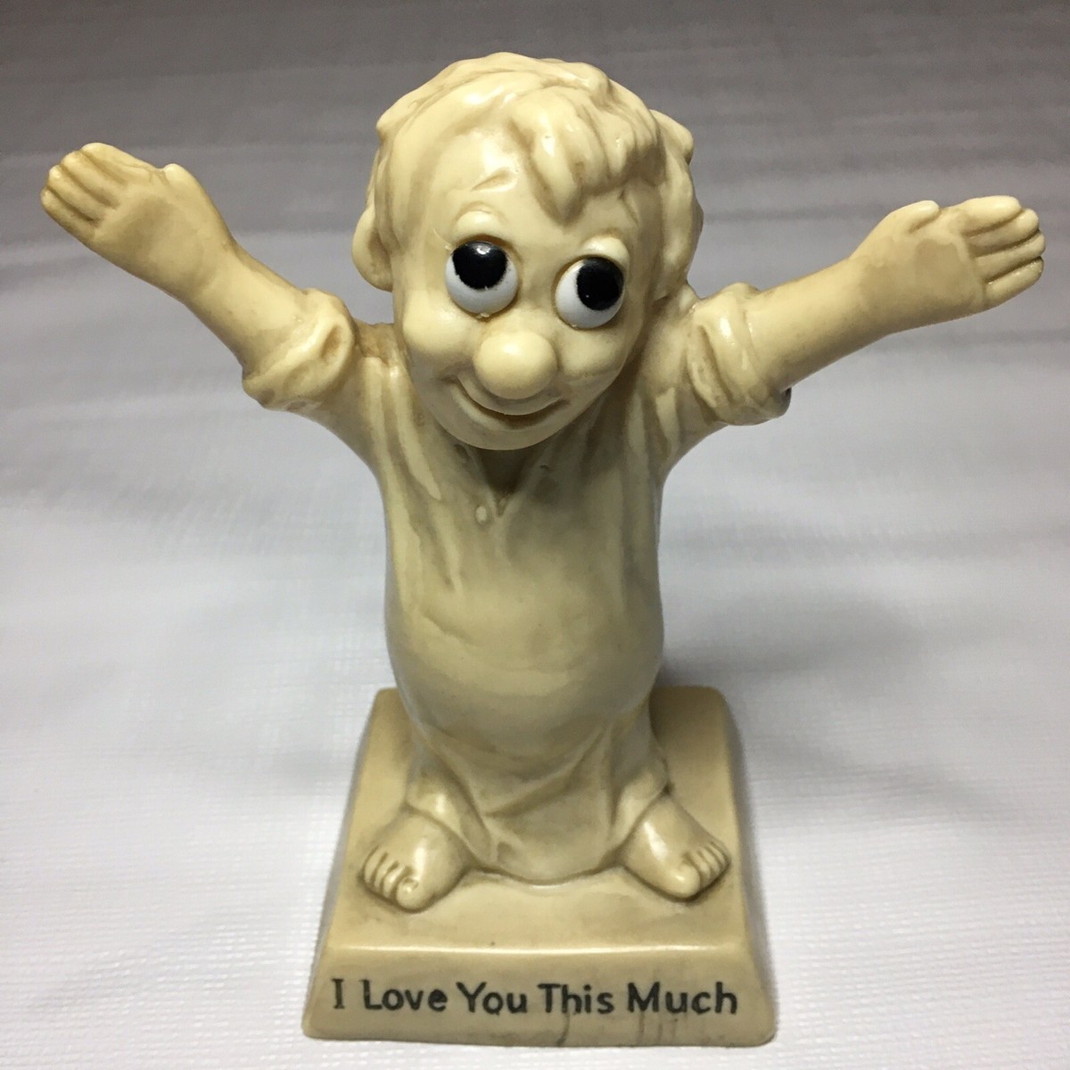 Vintage W & R Berrie Figurine 1970 I Love You This Much Resin