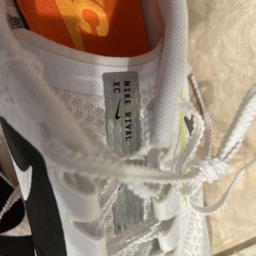 Size 11 Men Nike Zoom Rival XC 6 White/ Orange Track Shoe's Spikes DX7999-100 - Picture 4 of 8