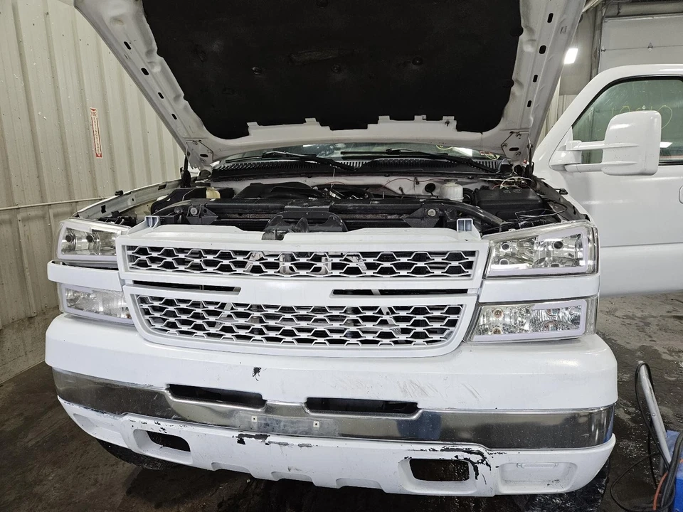 2003-2007 Silverado Avalanche Aftermarket Headlamps LED DRL w/Turn Signal Lamps Foto 2 de 4