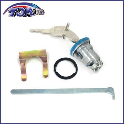 Trunk Lock with Key Eng Mgmt TLK5
