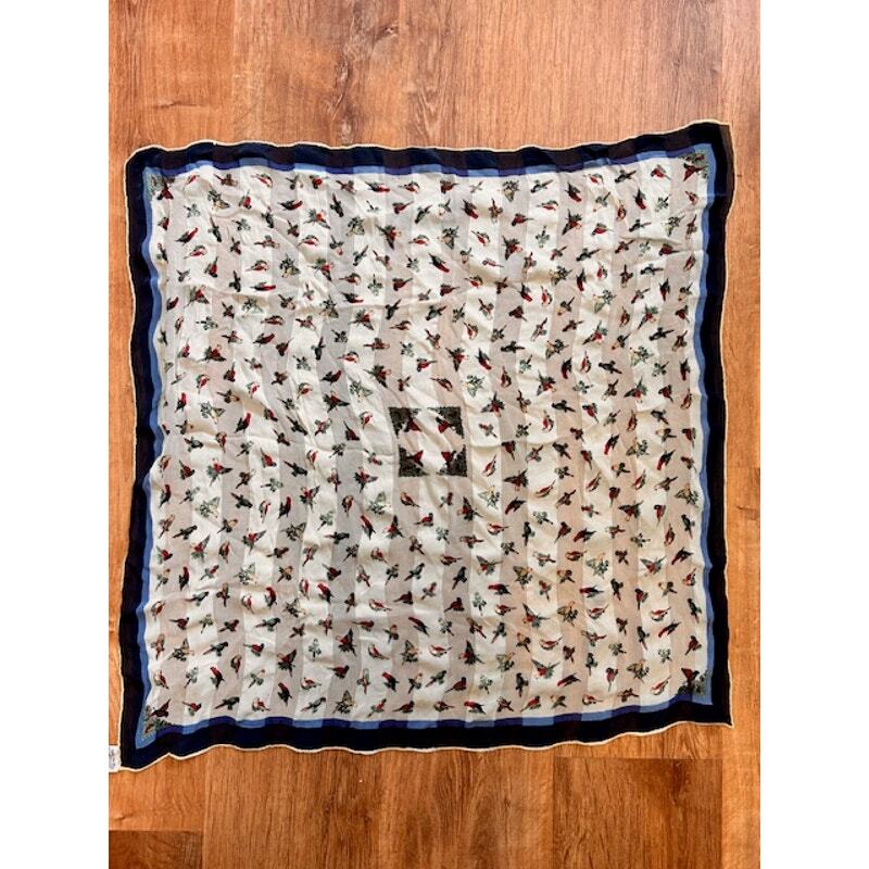 Codello Parrot Bird Pattern with Subtle Stripes 3… - image 1