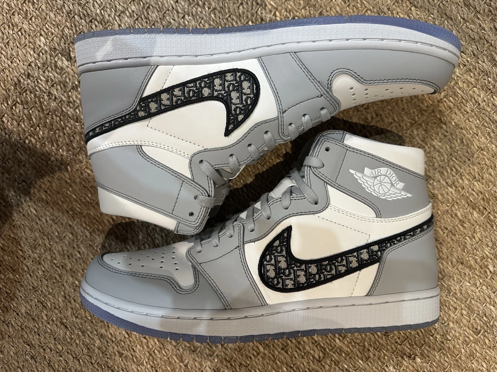 Taille 10   Jordan 1 x Dior High Gris