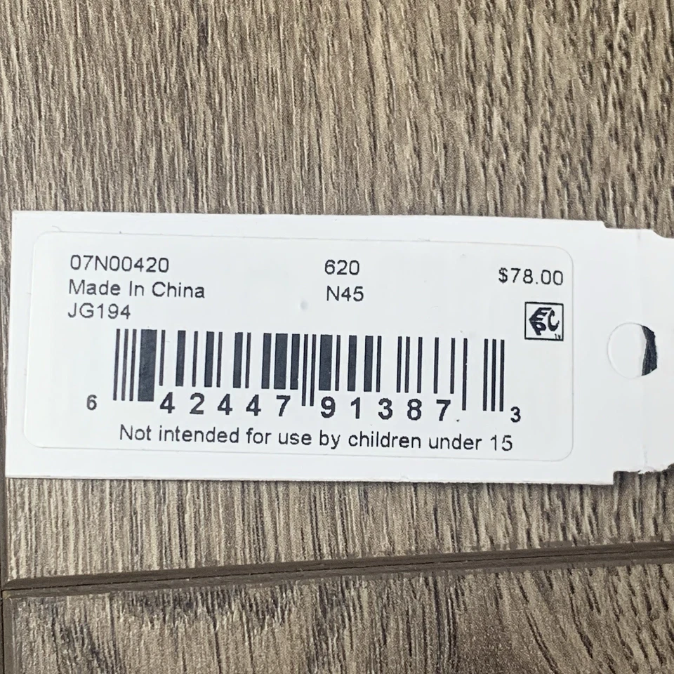 Collar Givenchy $80 Piedra Esmeralda Rodio Tono Plata Y Gota Foto 4 de 4