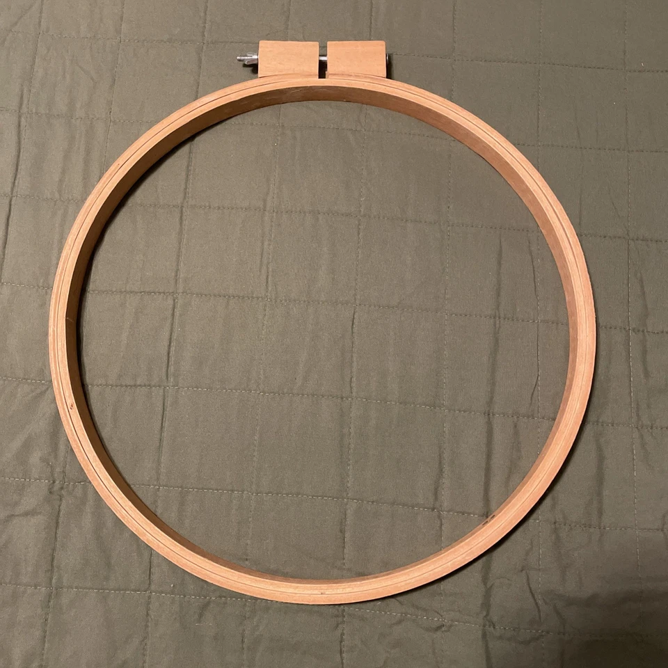 Embroidery Hoops - Image 2 of 4