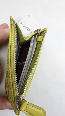 財布 OLD Coach Soho Signature Wallet y2k 00s Coach Soho Logo Signature Black Canvas Bifold Vintage Wallet