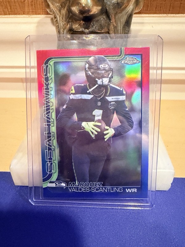 2025 Topps Chrome - Marquez Valdes-Scantling #272 Red White & Blue Refractor