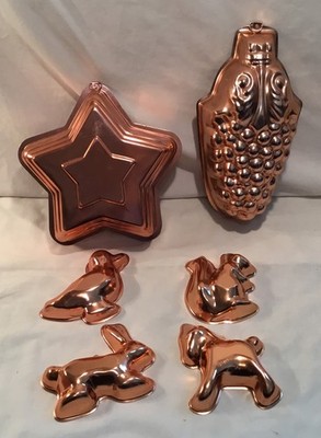 VTG 2 Mirro Aluminum Co. Copper Star & Grapes & 4 Animal Small Unbranded Molds