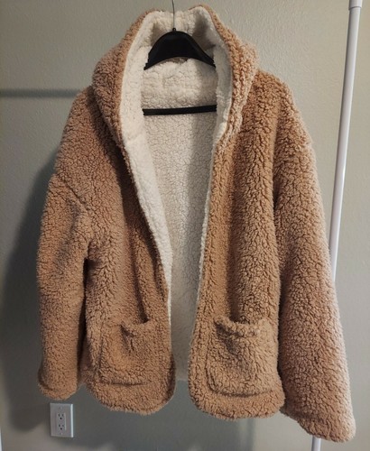 Love Tree Women's Brown Beige Sherpa 