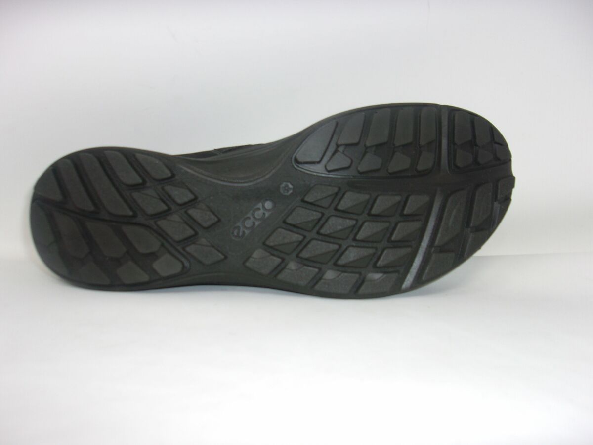 ECCO Women s Terracruise LT Low Rise Hiking Shoes Black 8 8.5 US
