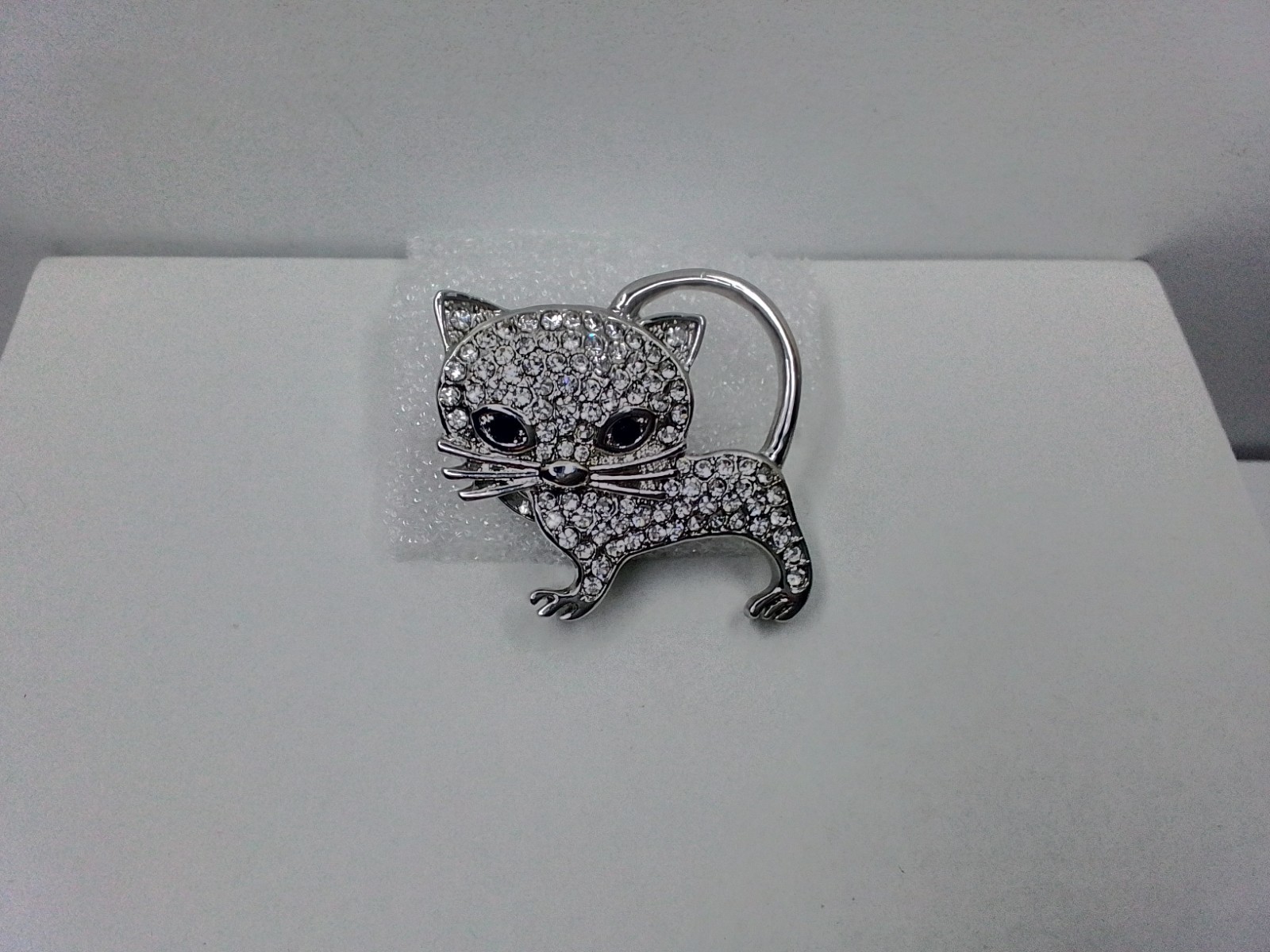 TWO CRYSTAL RINESTONE KITTY CAT & TURTLE MAGNET B… - image 5