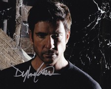 DYLAN MCDERMOTT signed Autogramm 20x25cm HORROR STORY in Person autograph COA