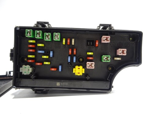 ZEKERINGKAST Chrysler Sebring II Sedan 2.0 CRD 16V (BYL) P04692168AJ - Afbeelding 4 van 5