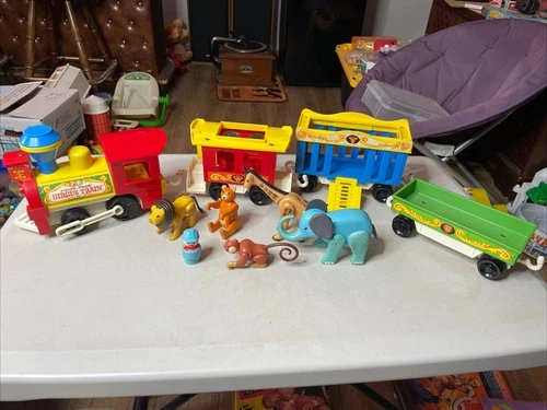 Fisher Price Vintage 1973 Circus Train # 991 See Description For Details