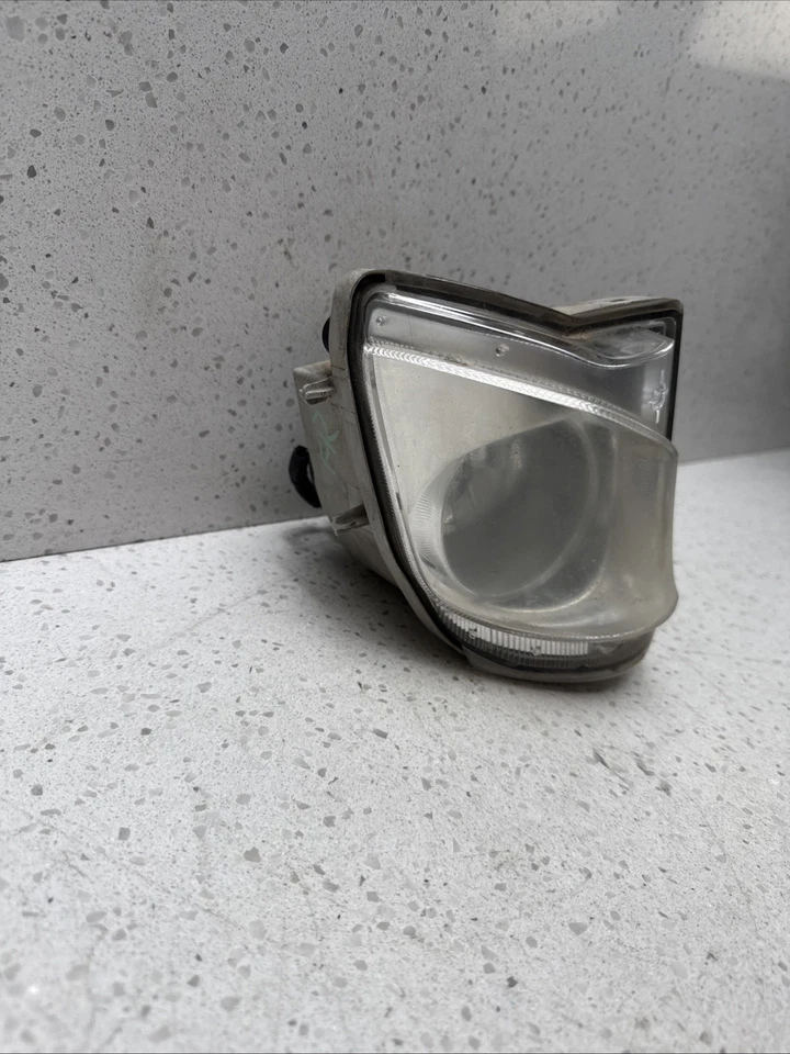 2006-2010 Lexus IS250 IS350 Right / Passenger Side Fog Light Assembly OEM - Image 3 of 4