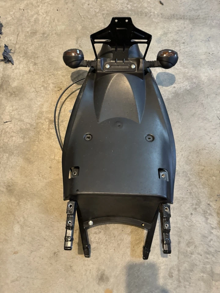 Firebolt Buell XB12R seção traseira completa 2008 - Imagem 3 de 4