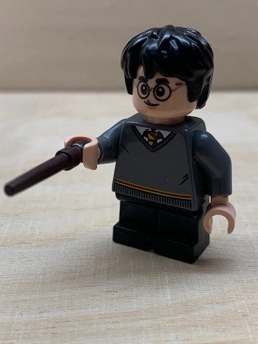 Lego Harry Potter Figur hp150  mit Zauberstab Gryffindor - Bild 1 von 6