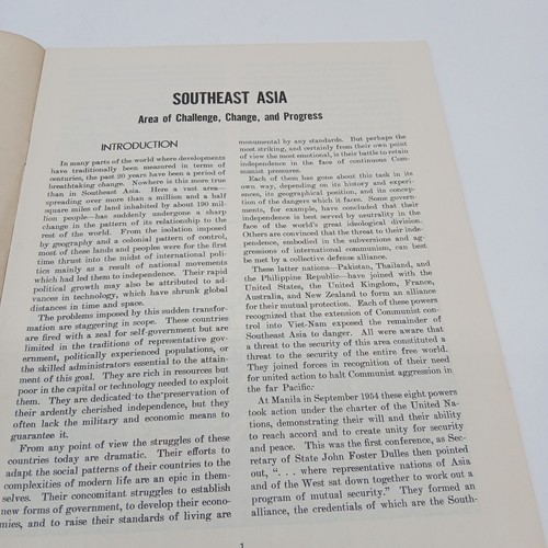 Background Southeast Asia Area Of Challenge and Progress Publication 1960 - Foto 4 di 7