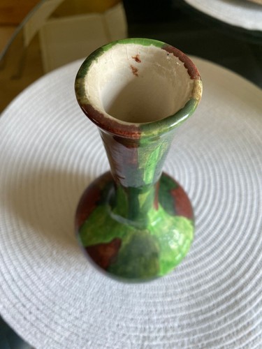 Vase wohl um 1920-30. Am Boden gelb bezeichnet: M/WKK 4 ? Höhe: 21 cm. - Bild 4 von 4