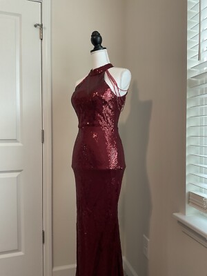 Stunning ruby red night dress