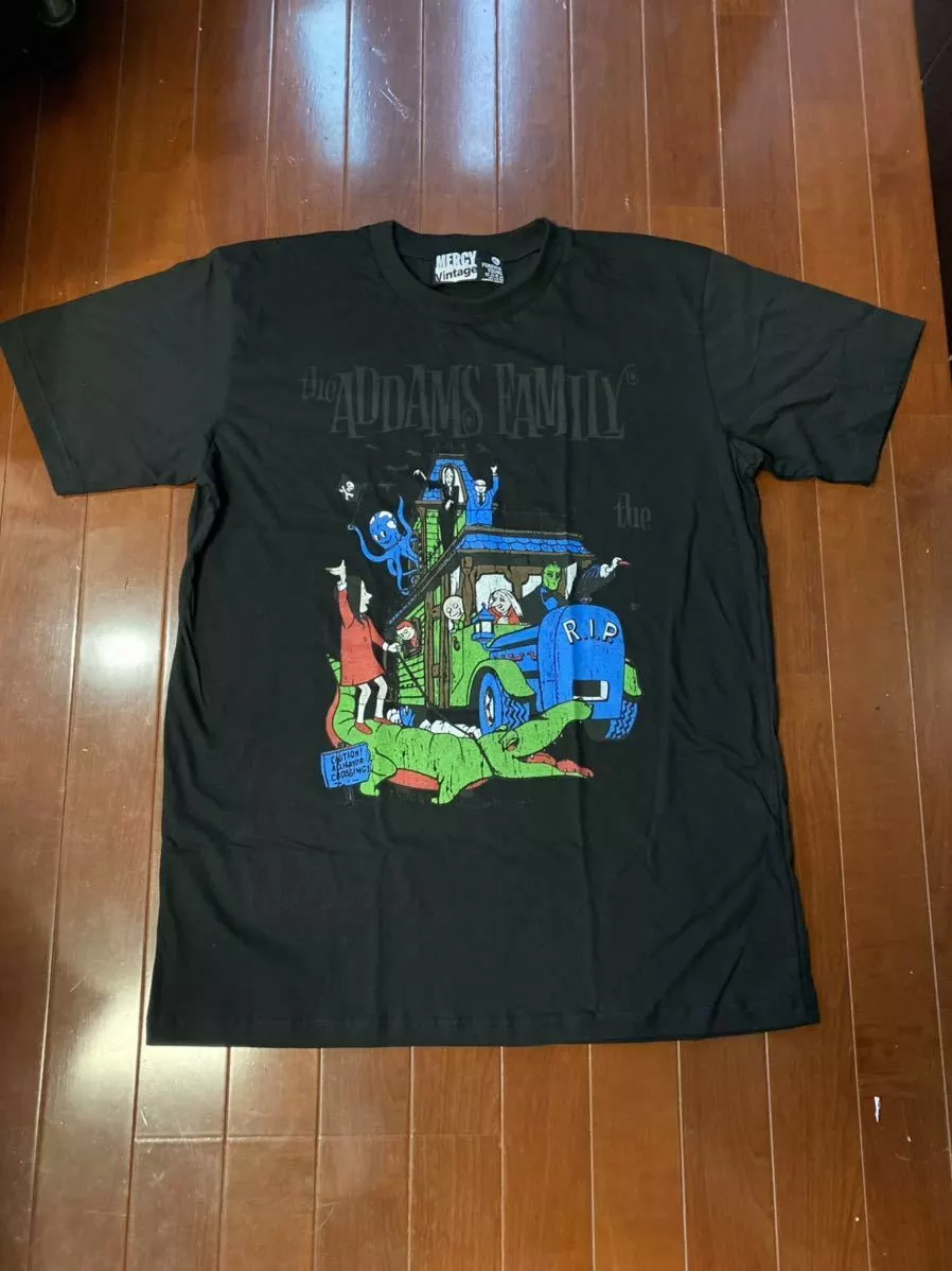 The Addams Family T-shirt XL Anime Movie Black FRUIT OF THE LOOM size XL