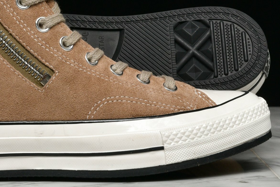 converse riri zip