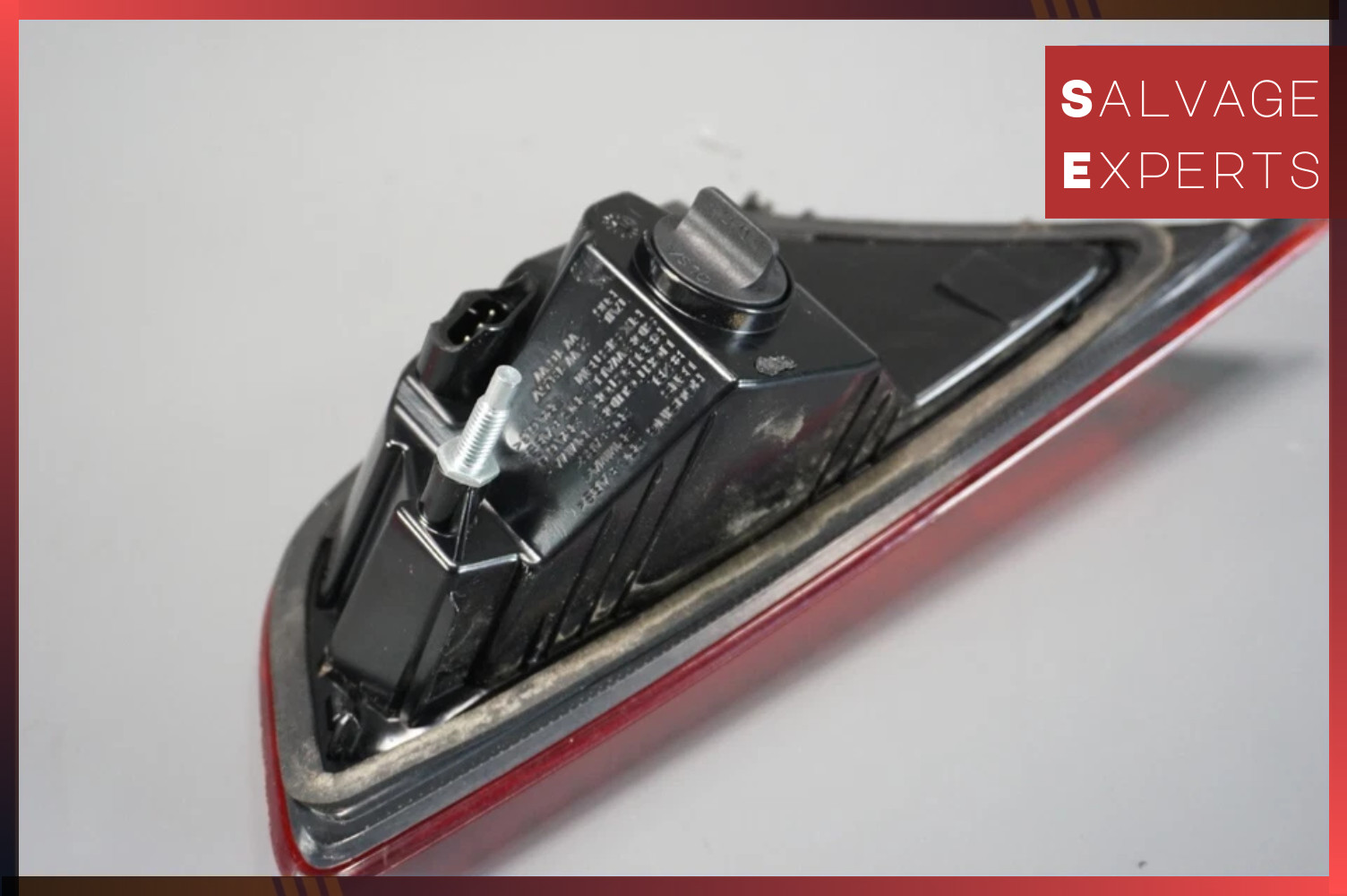 2014–2019 Maserati Ghibli SQ4 Rear Right Inner Trunk Lid Tail Light Lamp OEM