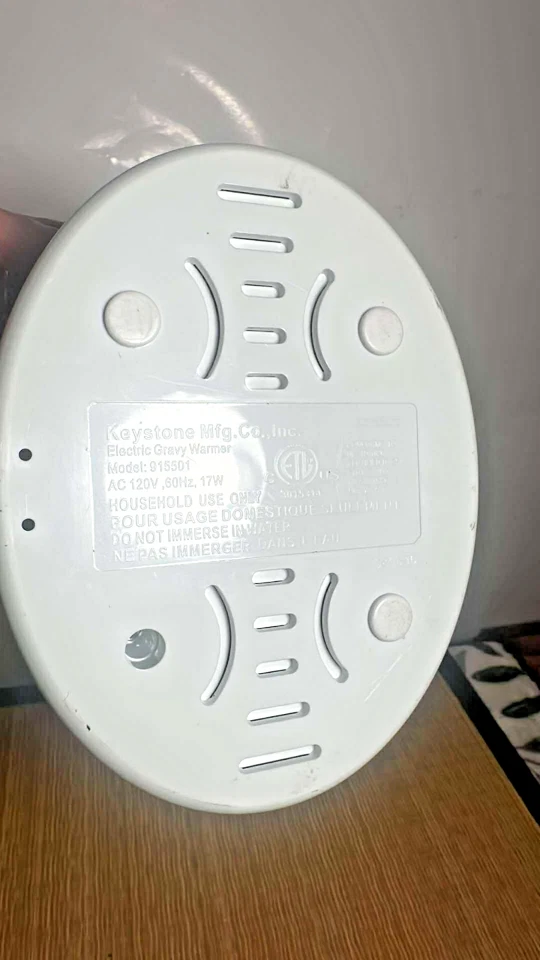 Cook's Essentials 18-oz Ceramic Gravy Warmer – Electric Warming Base, White - Image 2 of 3