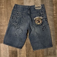 mens COOGI vintage Y2K embroidered denim shorts size 42x17.5