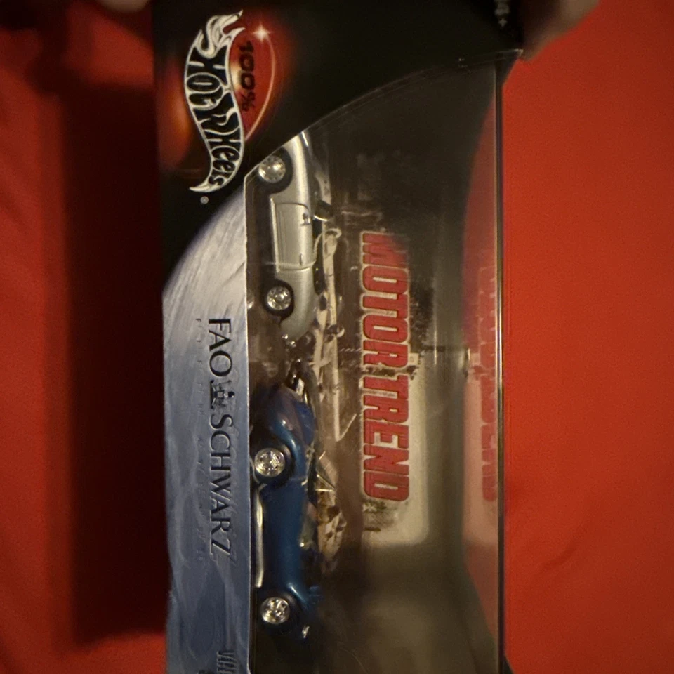 Hot Wheels Motor Trend FAO Schwarz Vintage Race Series Ferrari 365 Porsche 356 - Image 2 of 4