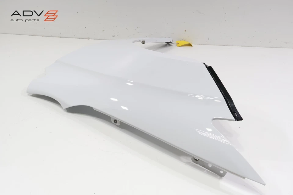 Chrysler Voyager 2017-2025 panel de cubierta de guardabarros delantero izquierdo del lado del conductor OEM Foto 3 de 4