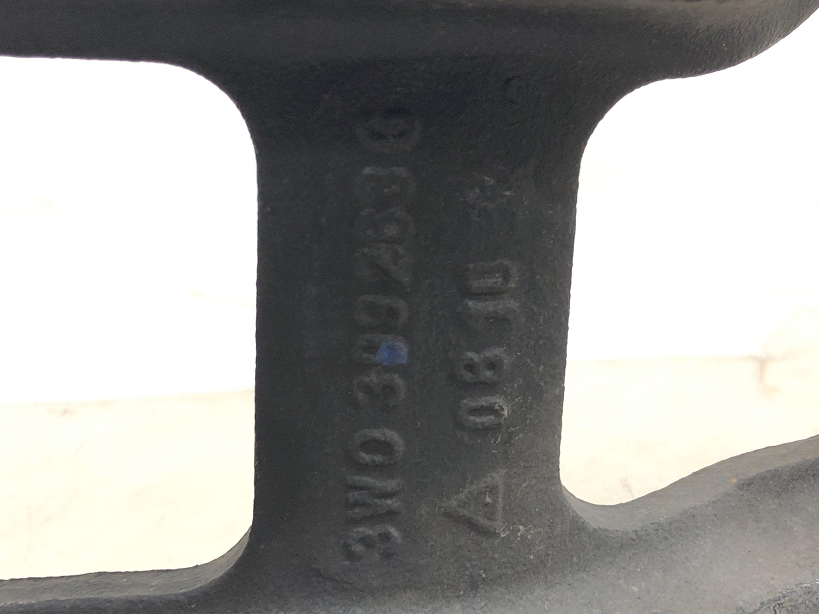 2006-2012 BENTLEY CONTINENTAL AUTOMATIC TRANSMISSION SUPPORT BRACKET 3W0399263