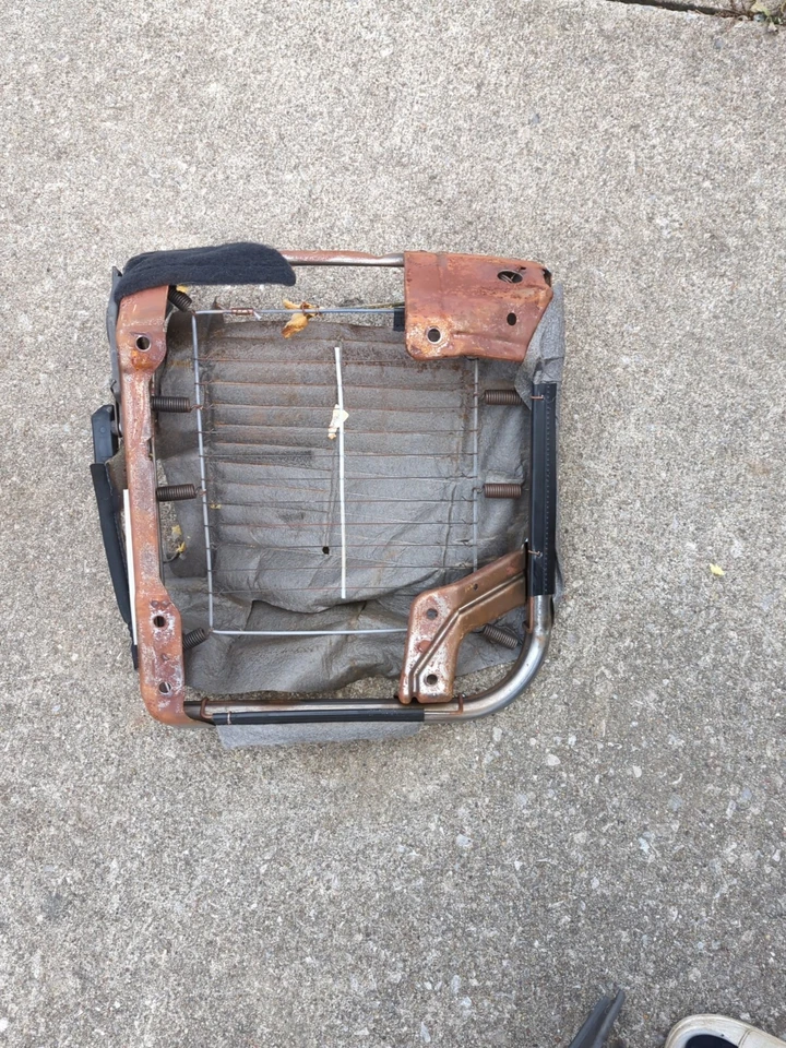 Jeep Grand Cherokee 2000 marco de asiento de metal conductor izquierdo Foto 3 de 4