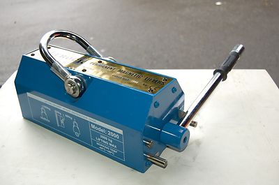 BLUEROCK Tools Magnetic Lifter 2000 KG - 4400 LBS Magnet Lifting Mag Crane Hoist