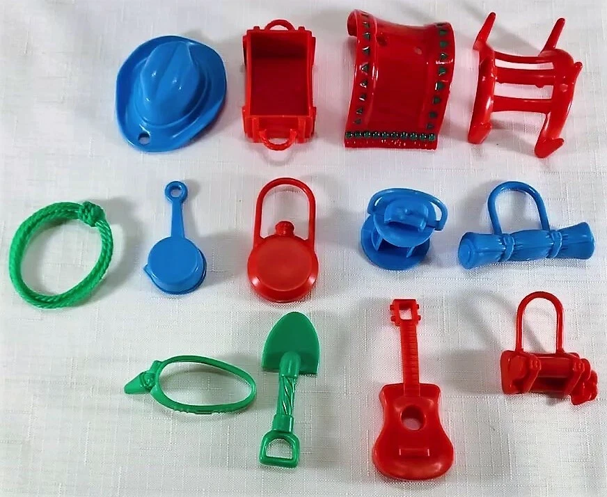 2004 Buckaroo Game by Milton Bradley Complete in Great Condition FREE SHIPPING - Image 2 of 4