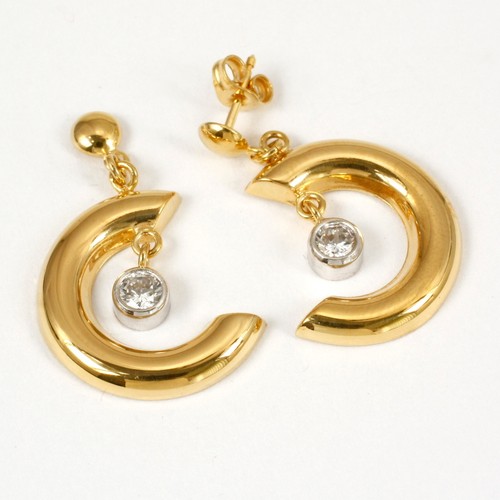 Amor 9 Karat Gold Ohrhänger Für Damen – Mit Zirkonia Oder Perle | Zeitloser Ohrschmuck In Schmuckbox (Geschenkidee)