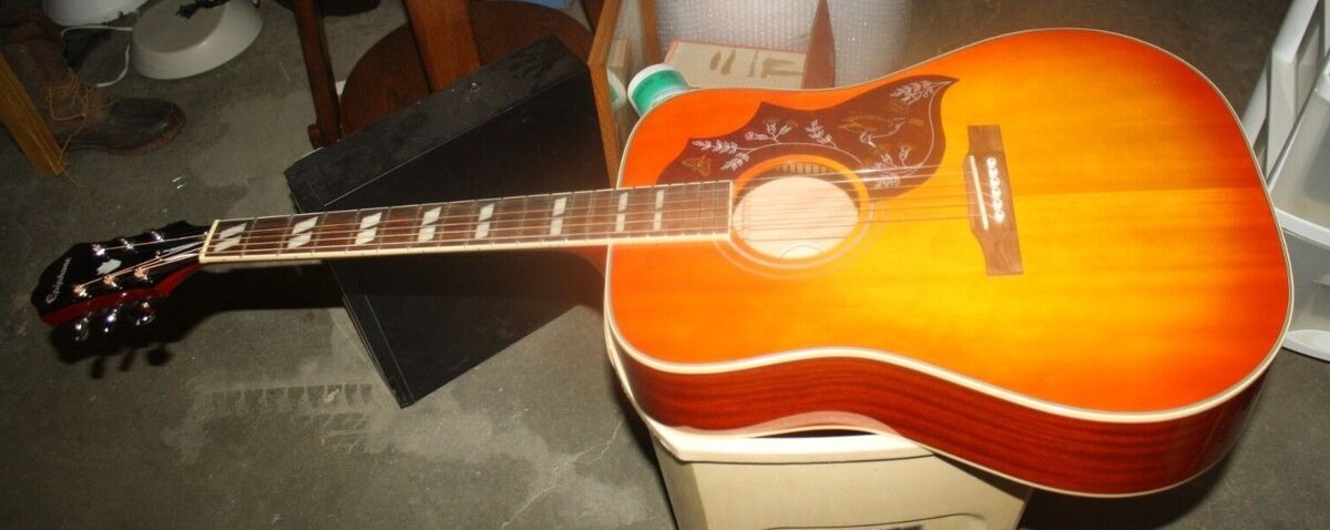 EPIPHONE HUMMINGBIRD PRO FC ACOUSTIC ELECTRIC GUITAR FREE EPIPHONE HUMMINGBIRD PRO FC ACOUSTIC ELECTRIC GUITAR FREE