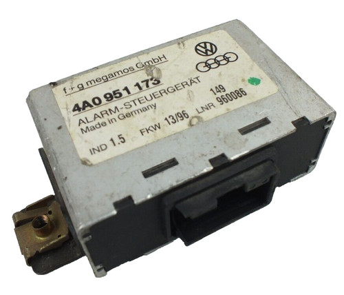 Audi 80 B4 A6 C4 Alarm Bewegungserkennung Steuergerät ECU 4A0951173 OEM