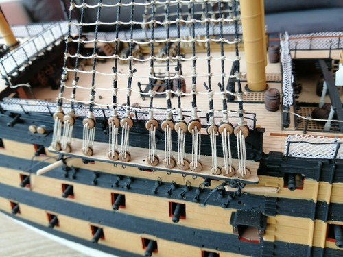Heller HMS Victory 1:100 - set of brass photo-etched parts for rigging and more - Bild 7 von 8