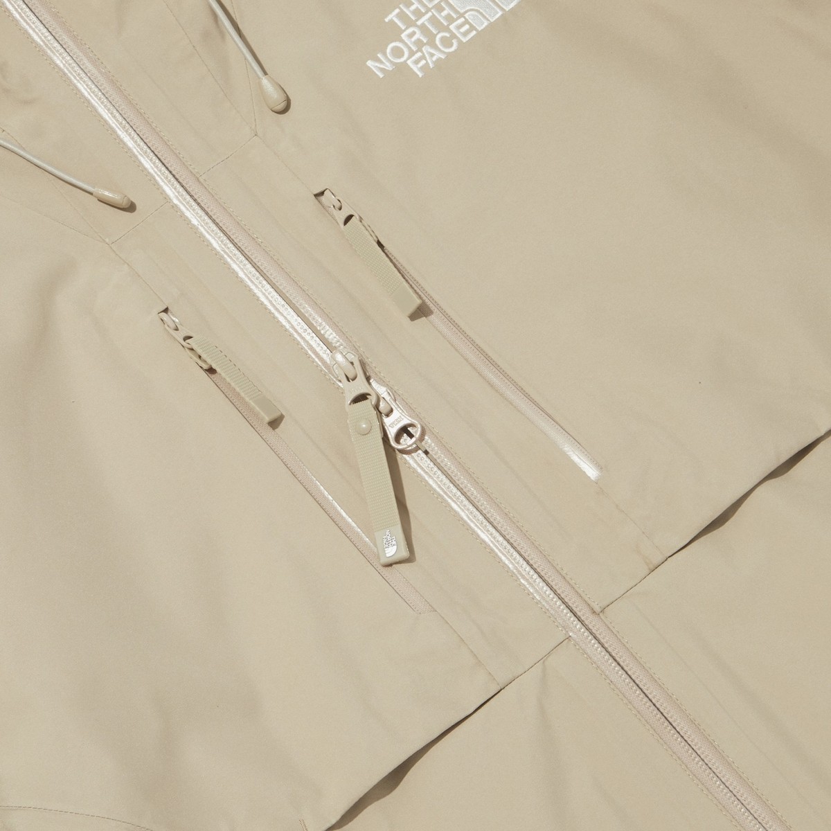 New THE NORTH FACE WOMENS GORE-TEX HIKER JACKET NJ2GQ82B BEIGE S