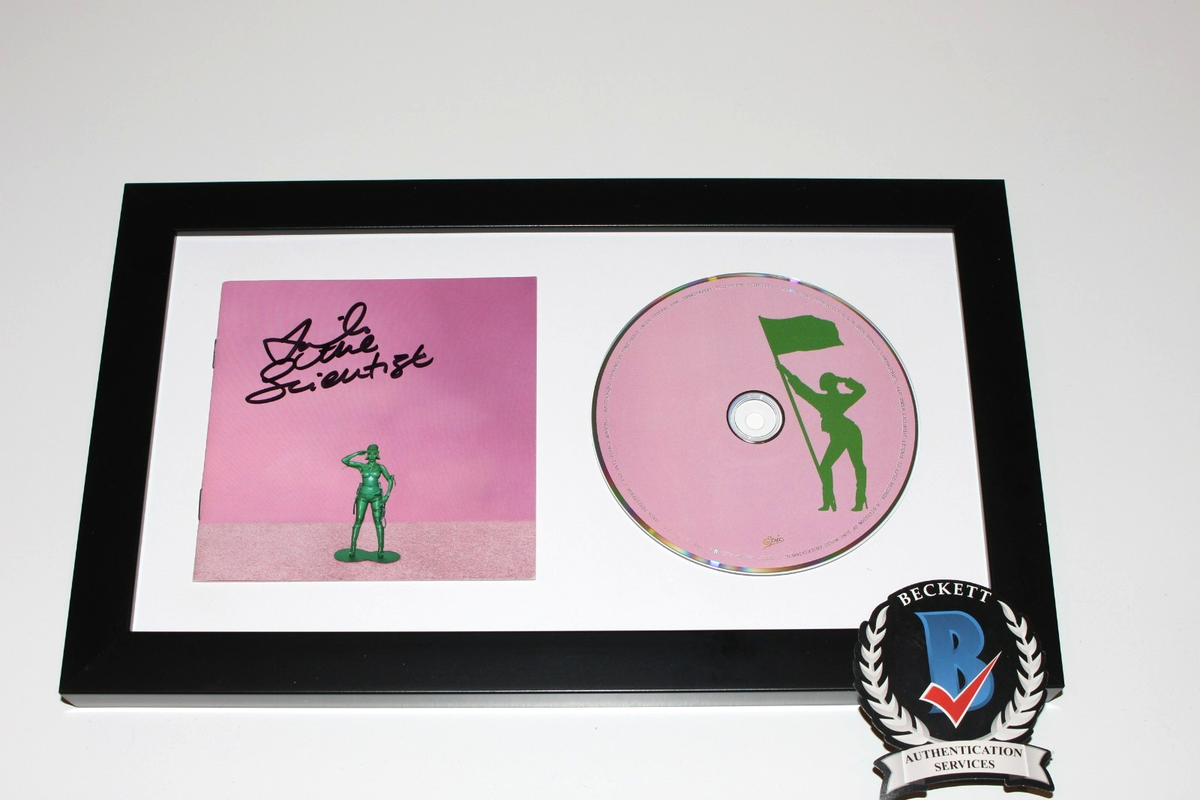 MARIAH THE SCIENTIST SIGNED FRAMED 'HEARTS SOLD SEPARATELY' CD
