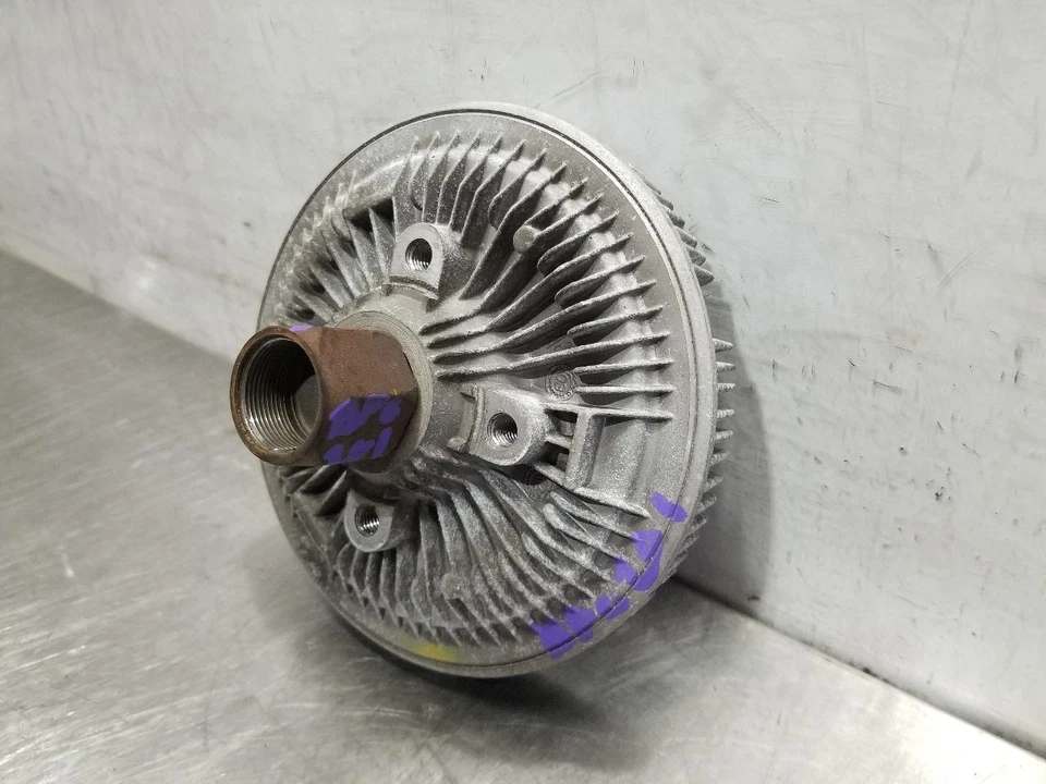 98 1998 CHEVY TAHOE LT 5.7L FAN CLUTCH - Image 3 of 4
