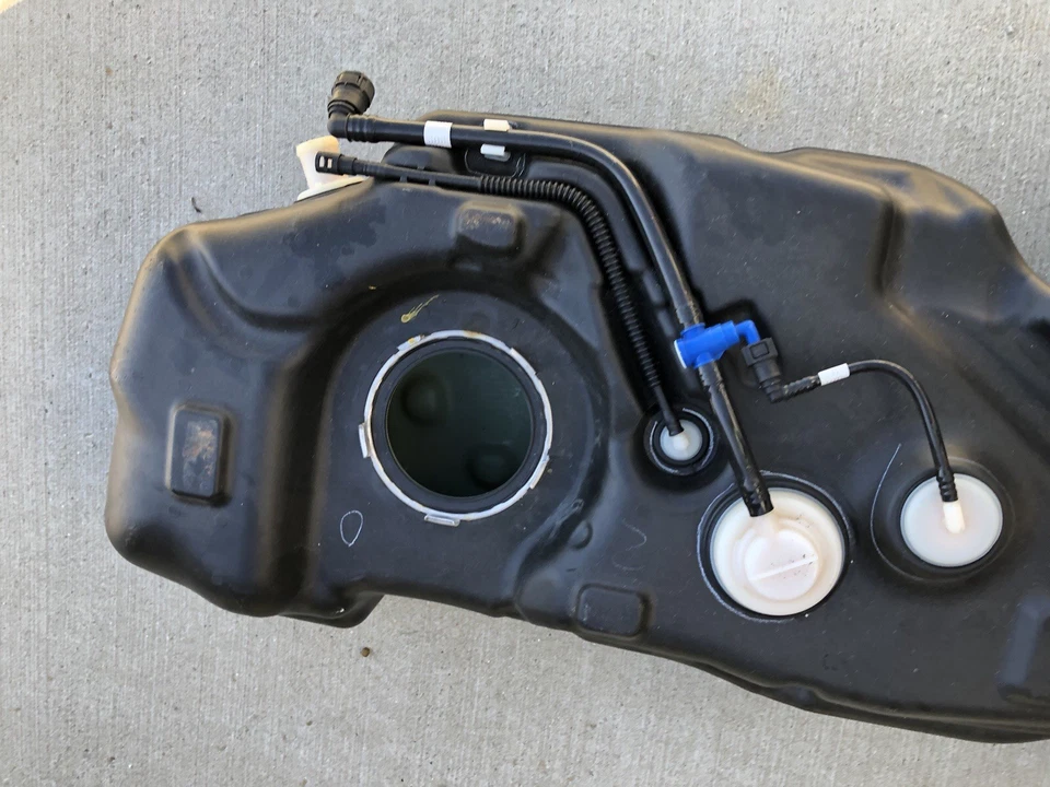 2011 NISSAN CUBE, Fuel Tank, 13.2 Gallon, 17205-1FCOA, OEM, Used, Gas - Image 4 of 4