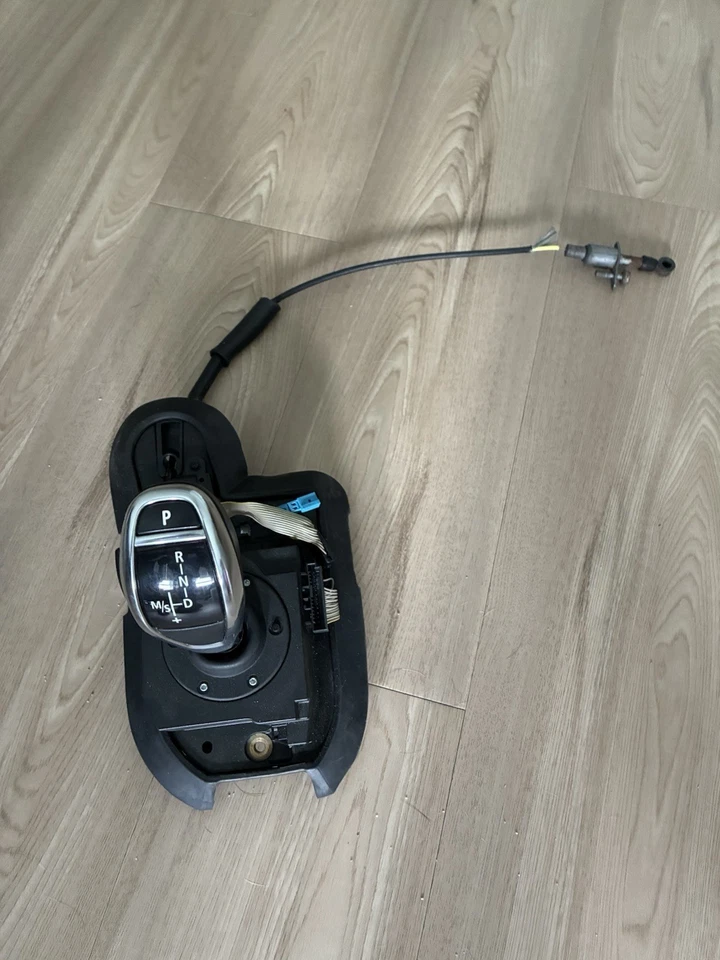 BMW 335is DCT Shifter Assembly - 9213649-01 - Image 2 of 4