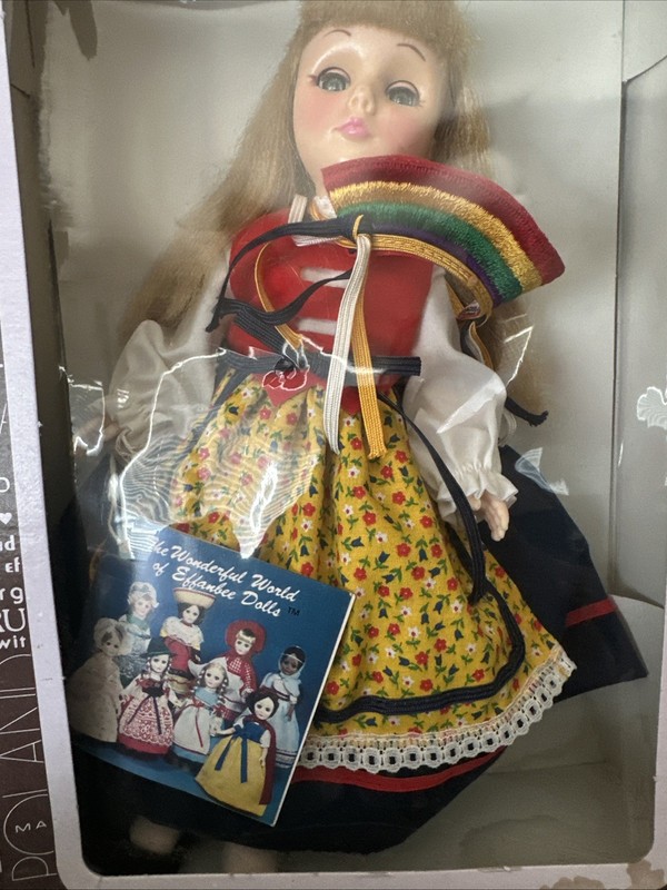Vintage EffENBEE INTERNATIONAL DOLL 1107 Poland- Wonderful World Of Dolls-New