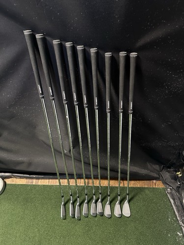 Ping G425 Iron Set 4-SW / AWT 2.0 Steel Regular Flex Black Dot