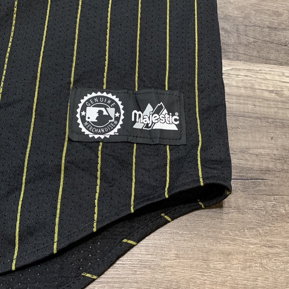 MLB Yankees ジャージ 黒/黄色 VINTAGE New York Yankees Jersey Mens Extra Large Yellow